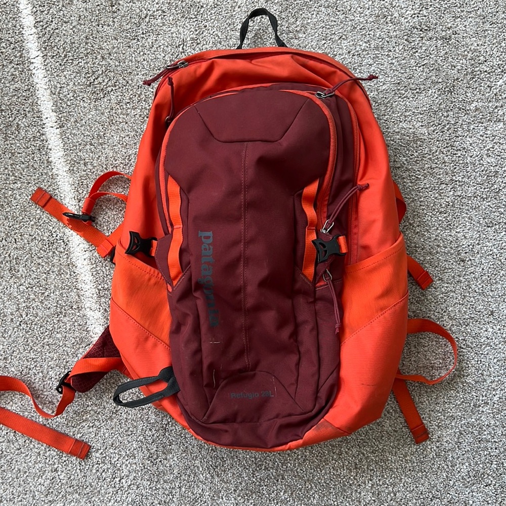 Patagonia refugio 28L backpack